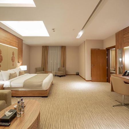 V Boutique Hotel Jeddah Exterior photo