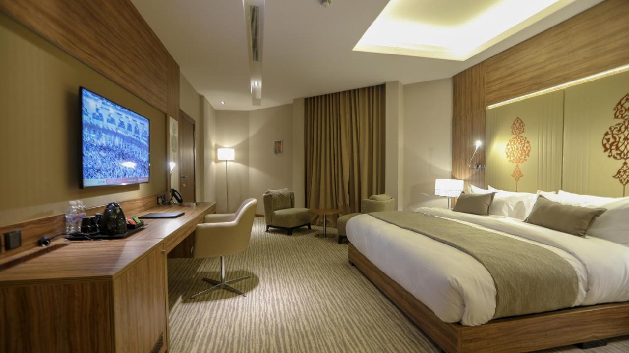 V Boutique Hotel Jeddah Exterior photo